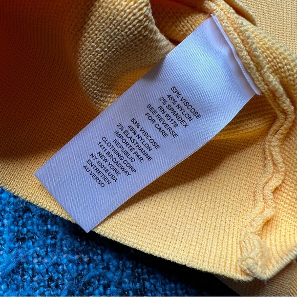 House of Harlow 1960 Wide Strap Compression Ribbed Crop Top in Sunset Gold - Picture 4 of 5